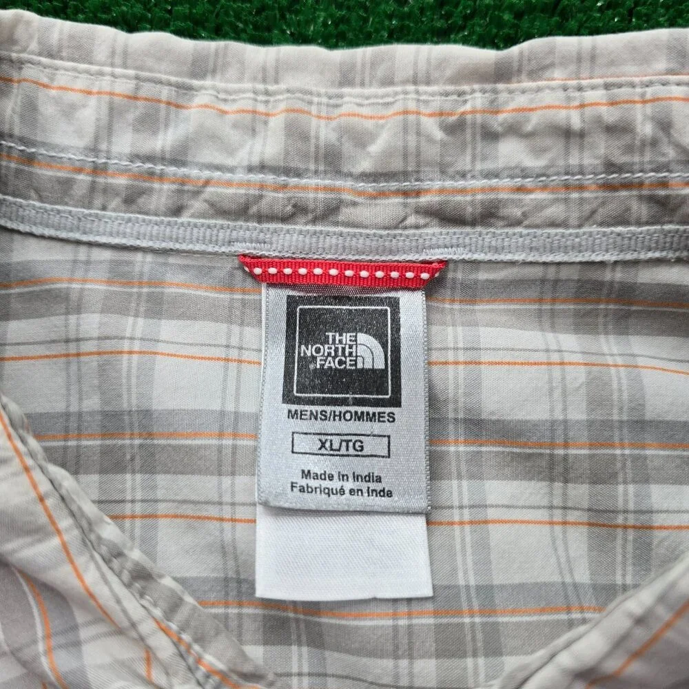 The North Face Shirt Mens XL Gray Plaid Long Sleeve Outdoors Casual Button‎ Up